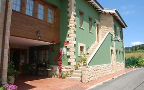 Apartamentos Rurales Casa Tata